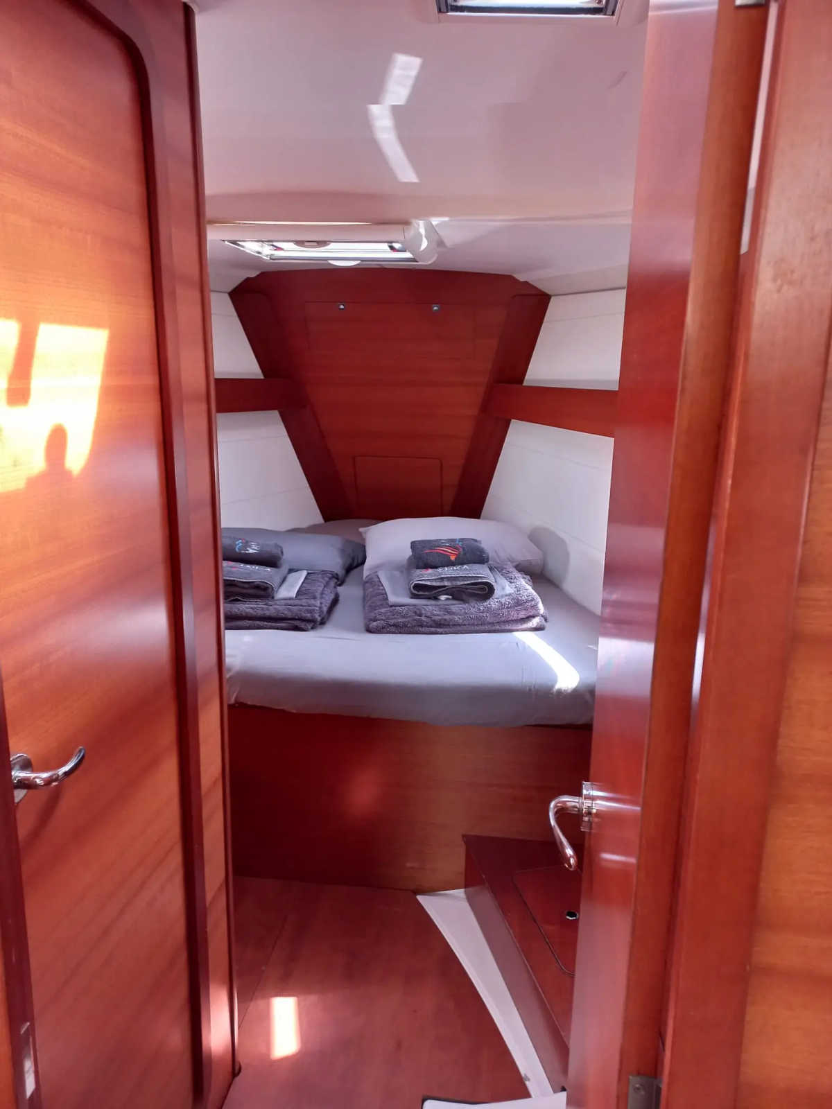 Dufour 410 Grand Large — photo 18