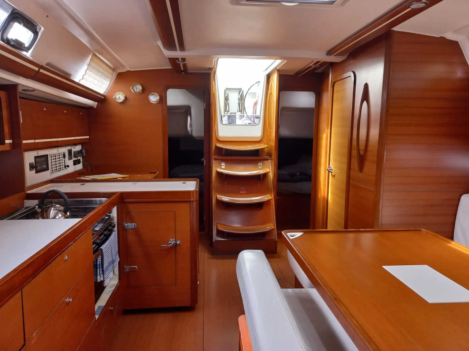 Dufour 445 Grand Large — photo 2