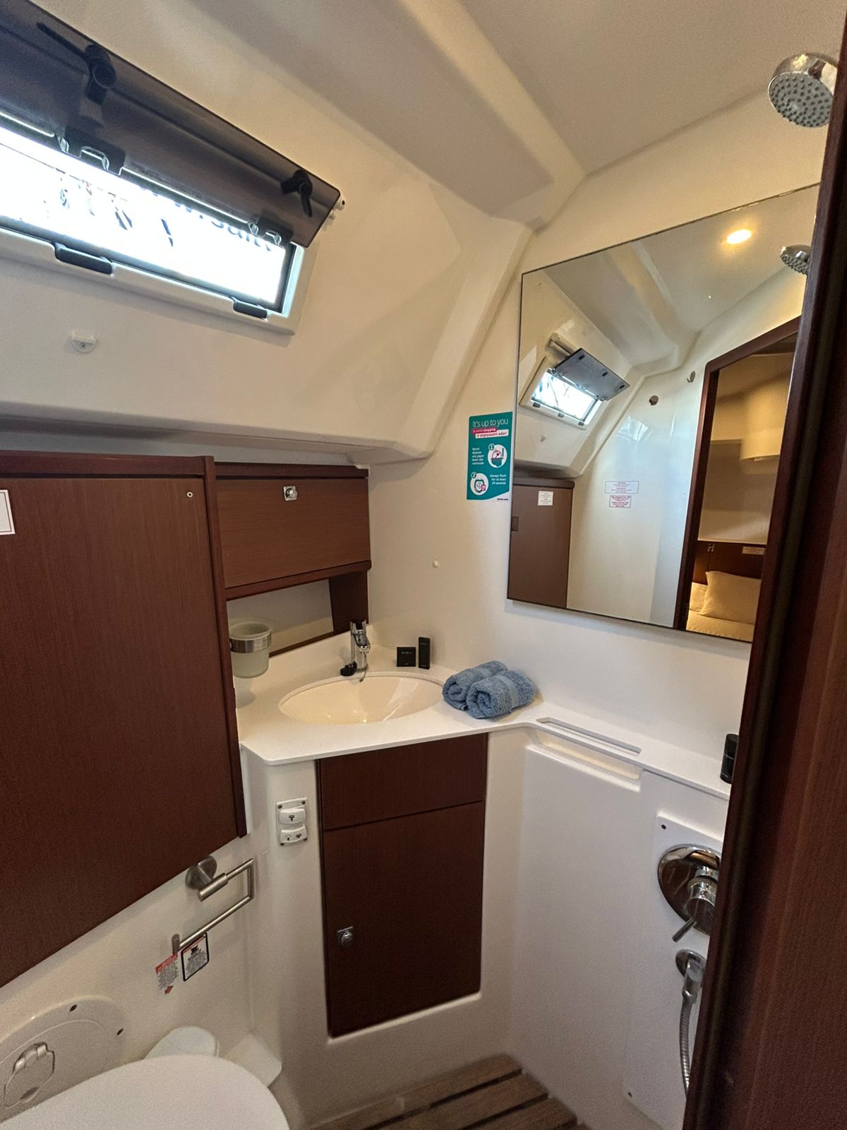 Bavaria Cruiser 46 Style[G] — photo 8