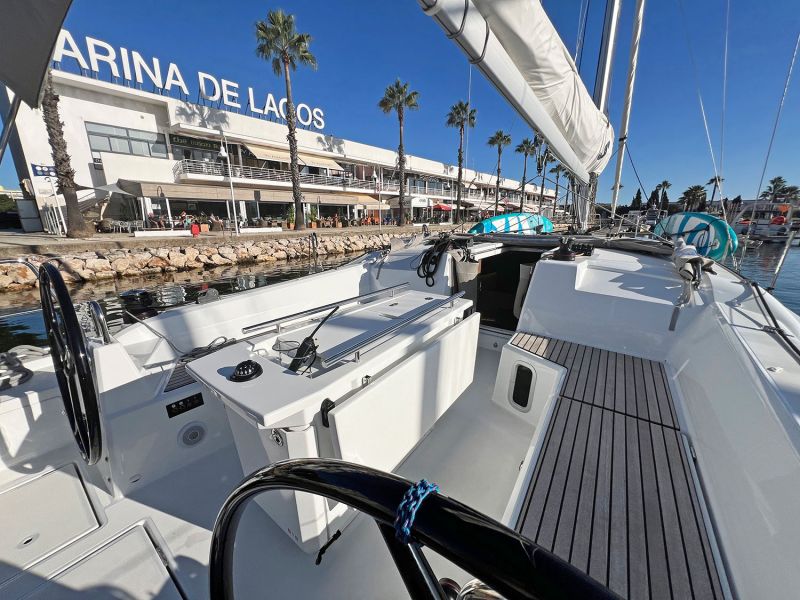 Oceanis 40.1 — photo 6