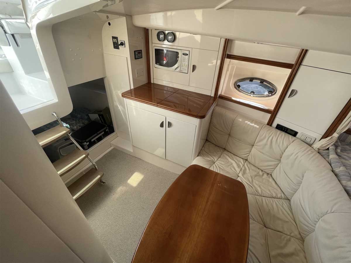 Pershing 37 — photo 11