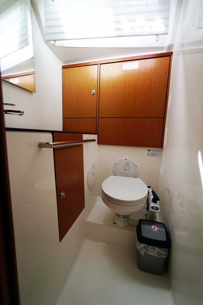 Bavaria Cruiser 46 — photo 8