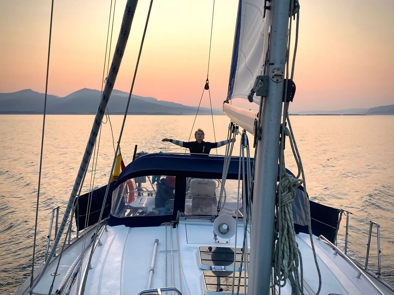 Bavaria 42 Cruiser — photo 8