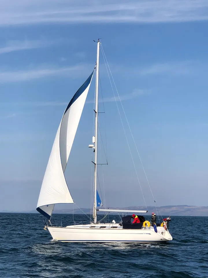 Bavaria 42 Cruiser — photo 5