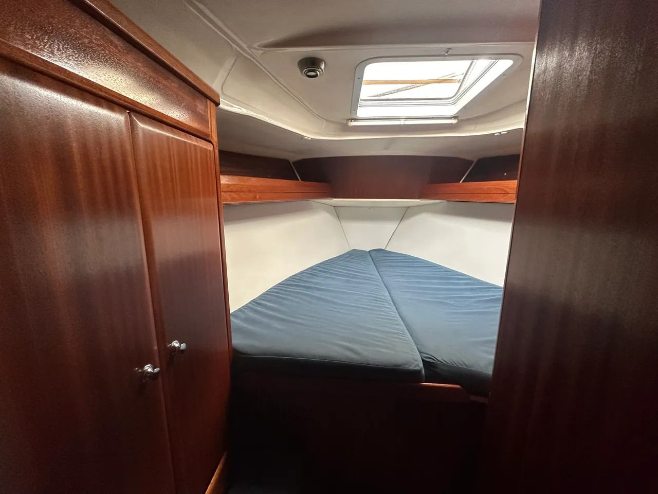 Bavaria 42 Cruiser — photo 16