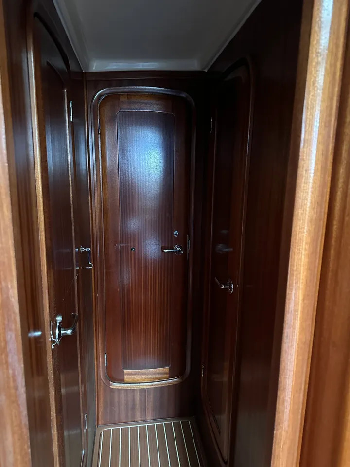 Bavaria 42 Cruiser — photo 17