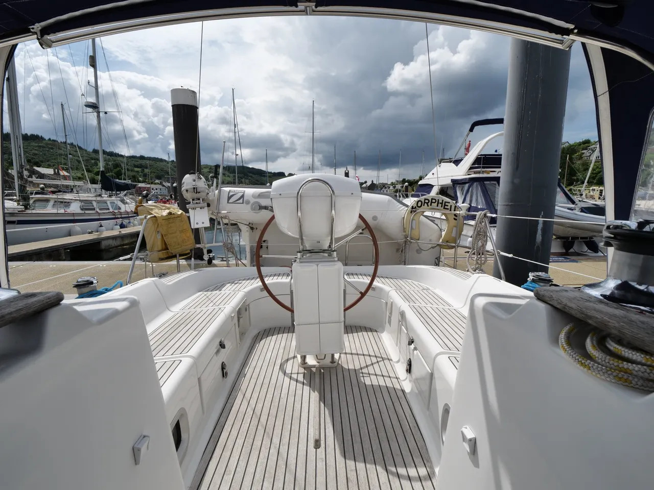 Sun Odyssey 37 — photo 9