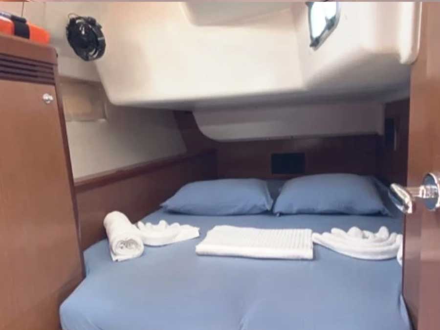 Oceanis 43 — photo 18