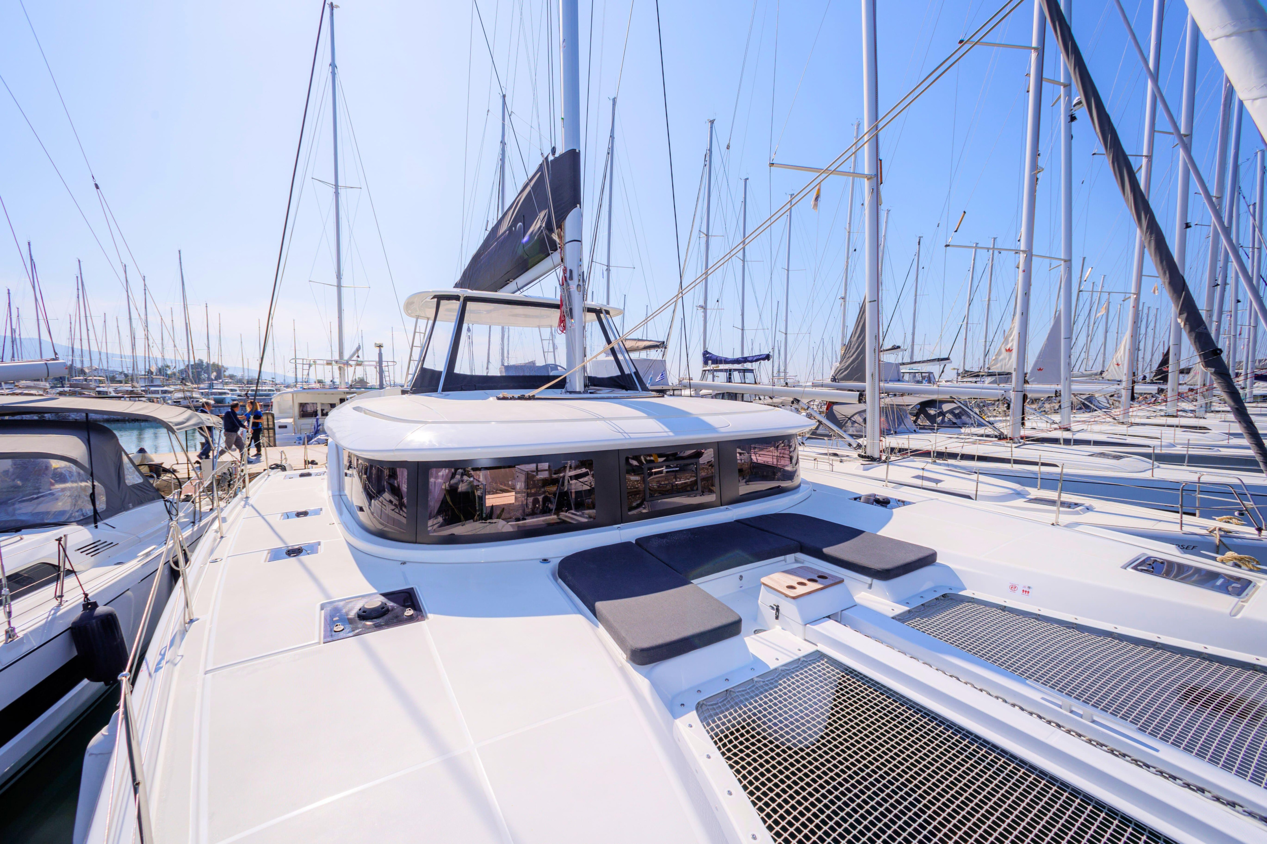 Lagoon 46 — photo 21