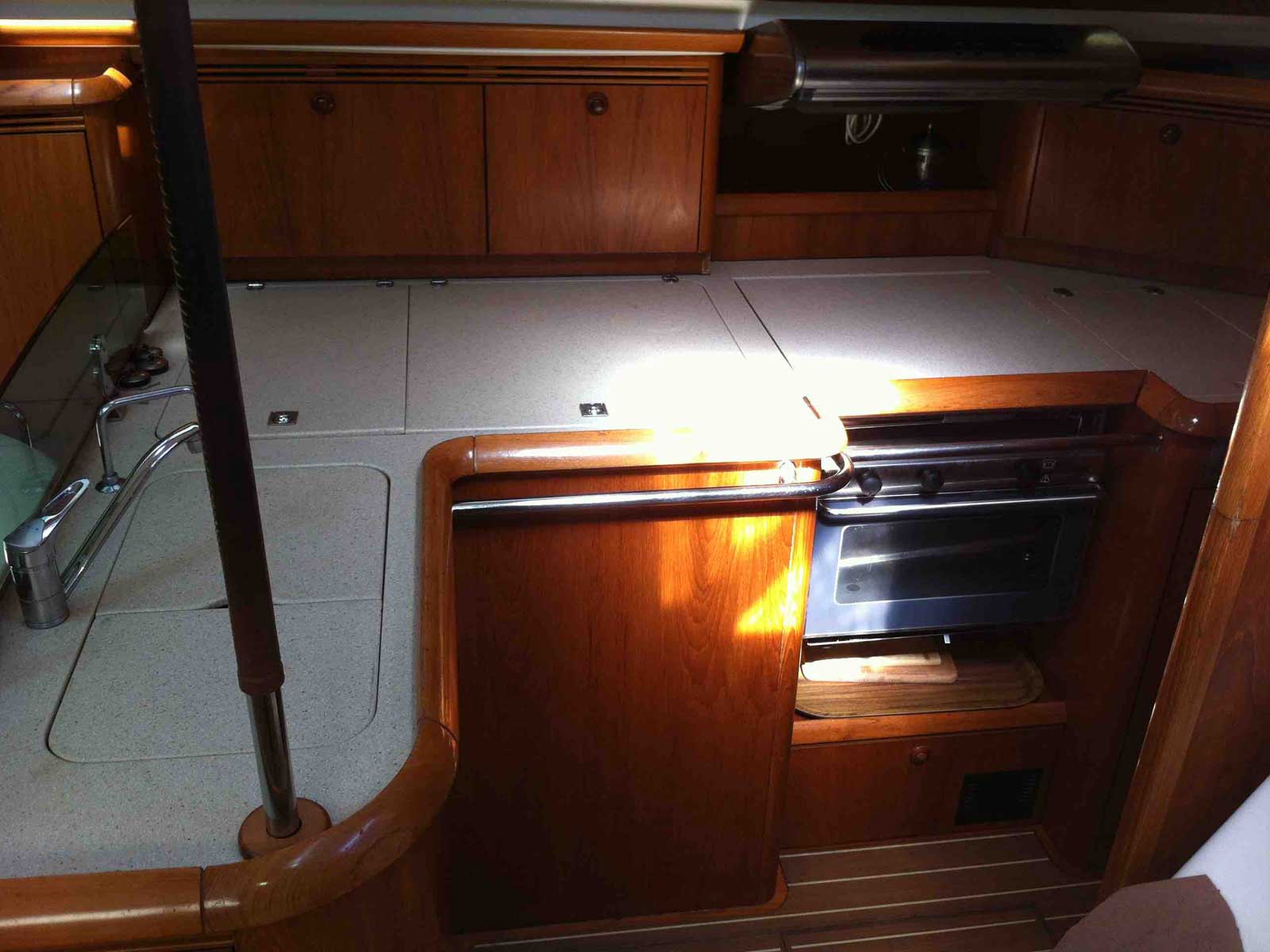 Sun Odyssey 49DS — photo 2
