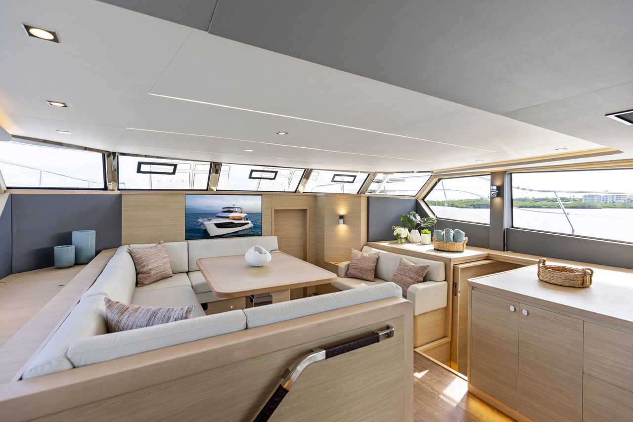 Aquila 50 Yacht — photo 8
