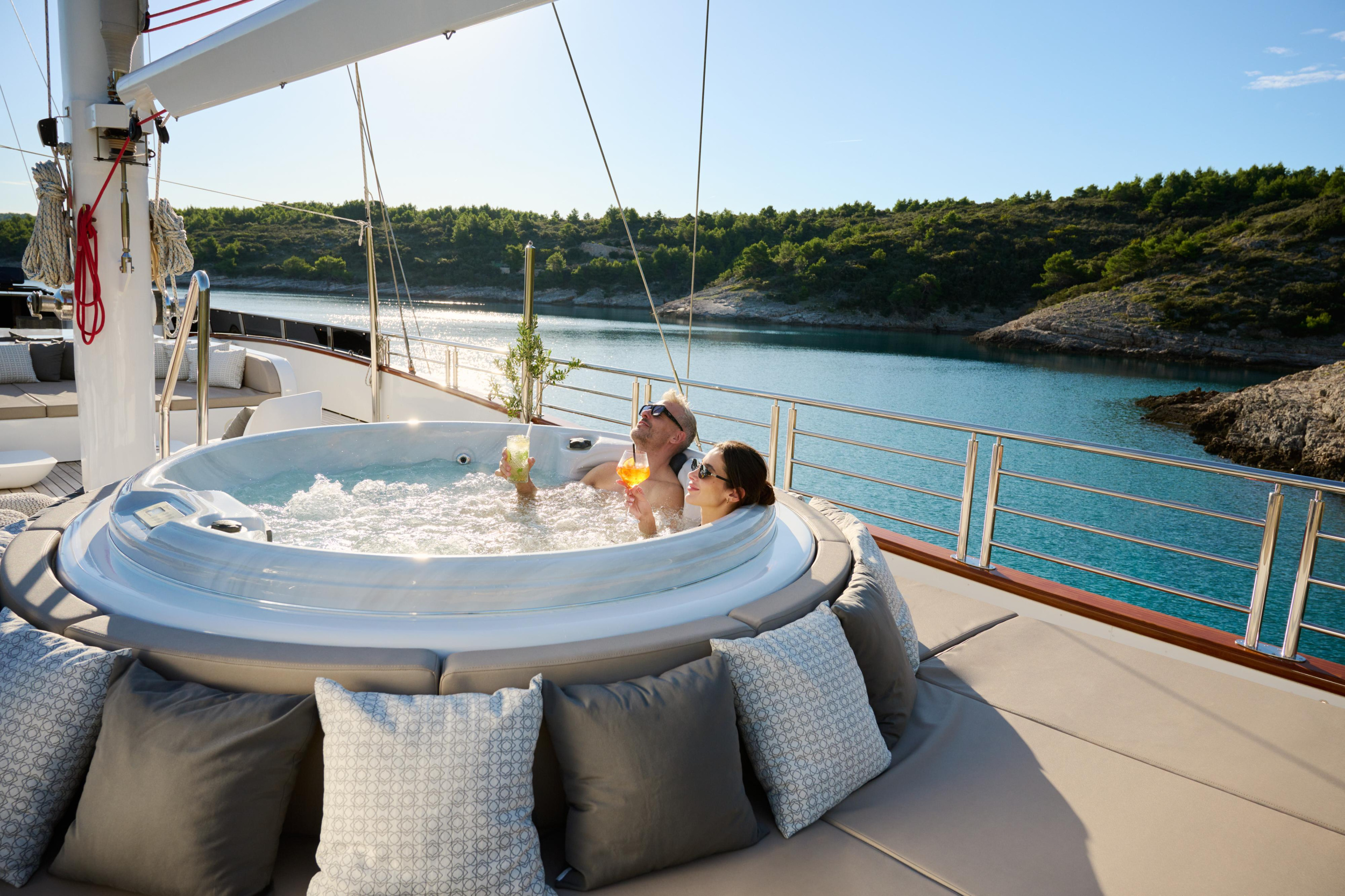 Motoryacht Love Story — photo 14