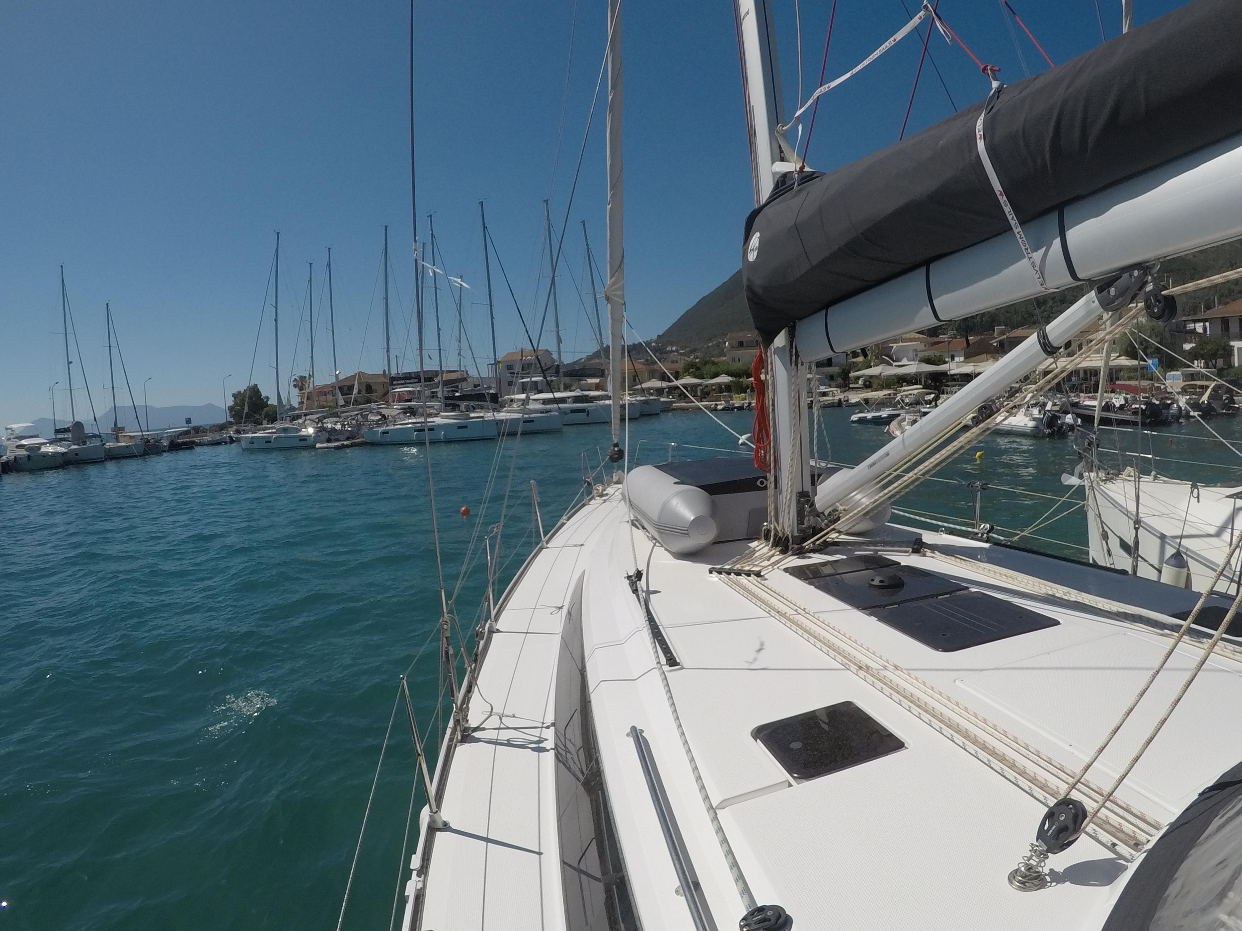 Bavaria 46 Cruiser — photo 19