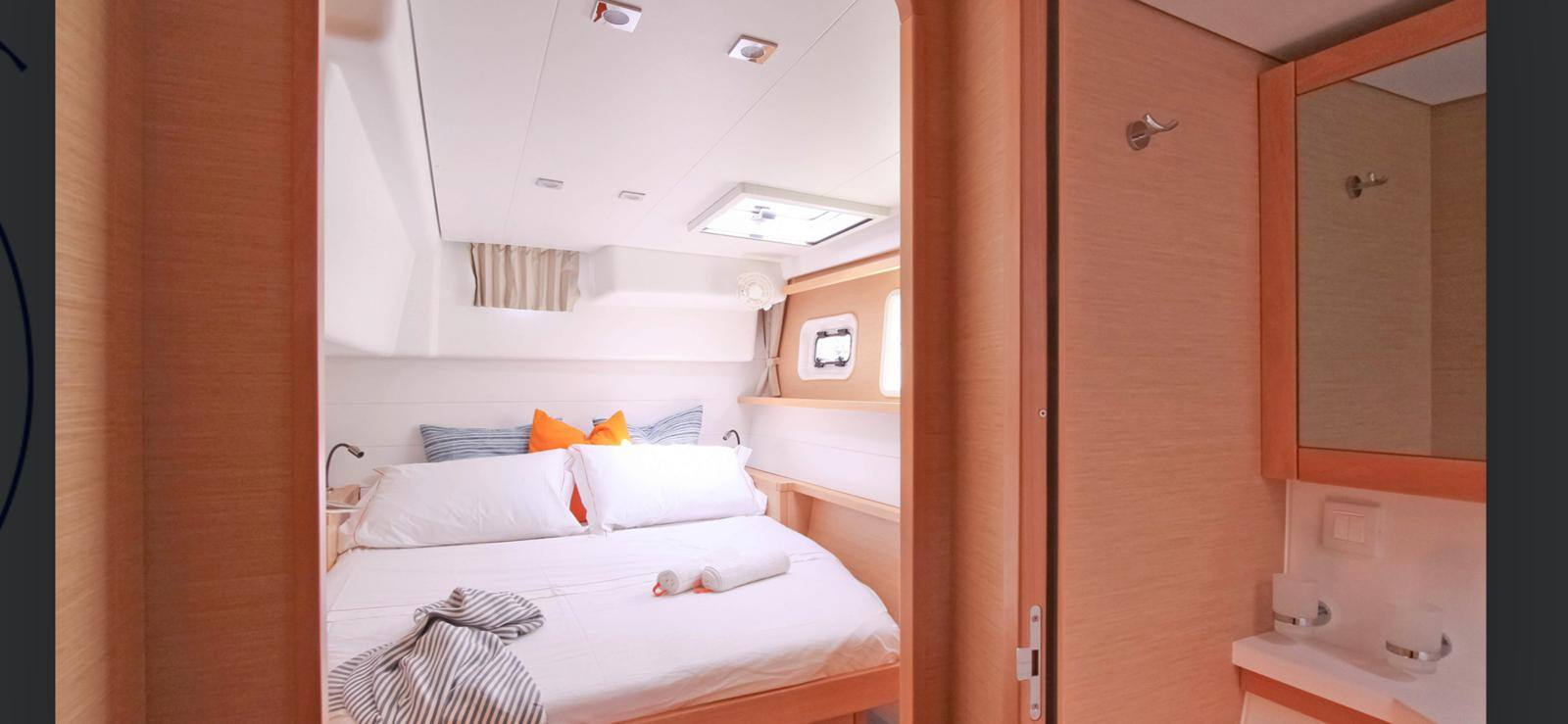 Lagoon 450 Fly — photo 4