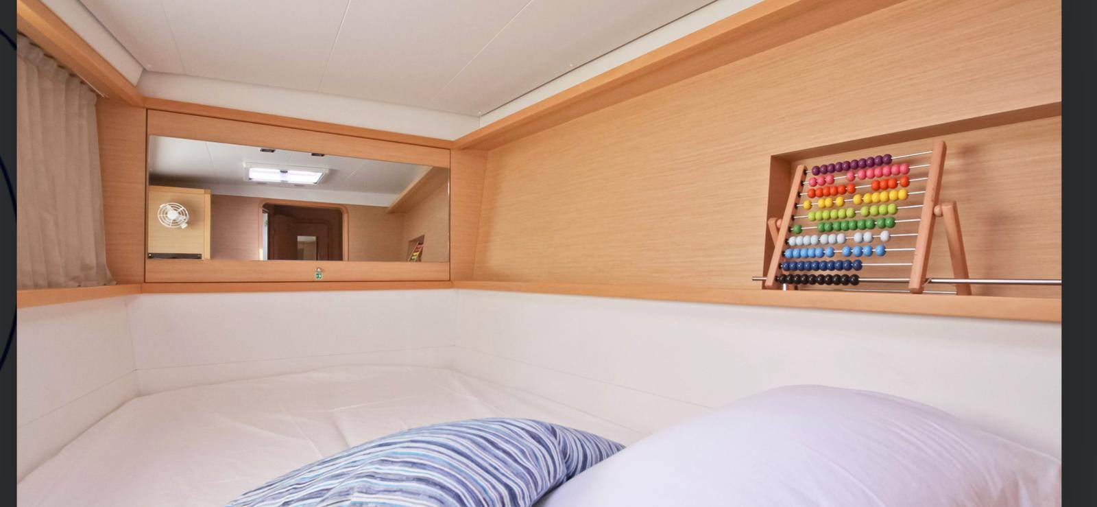 Lagoon 450 Fly — photo 9