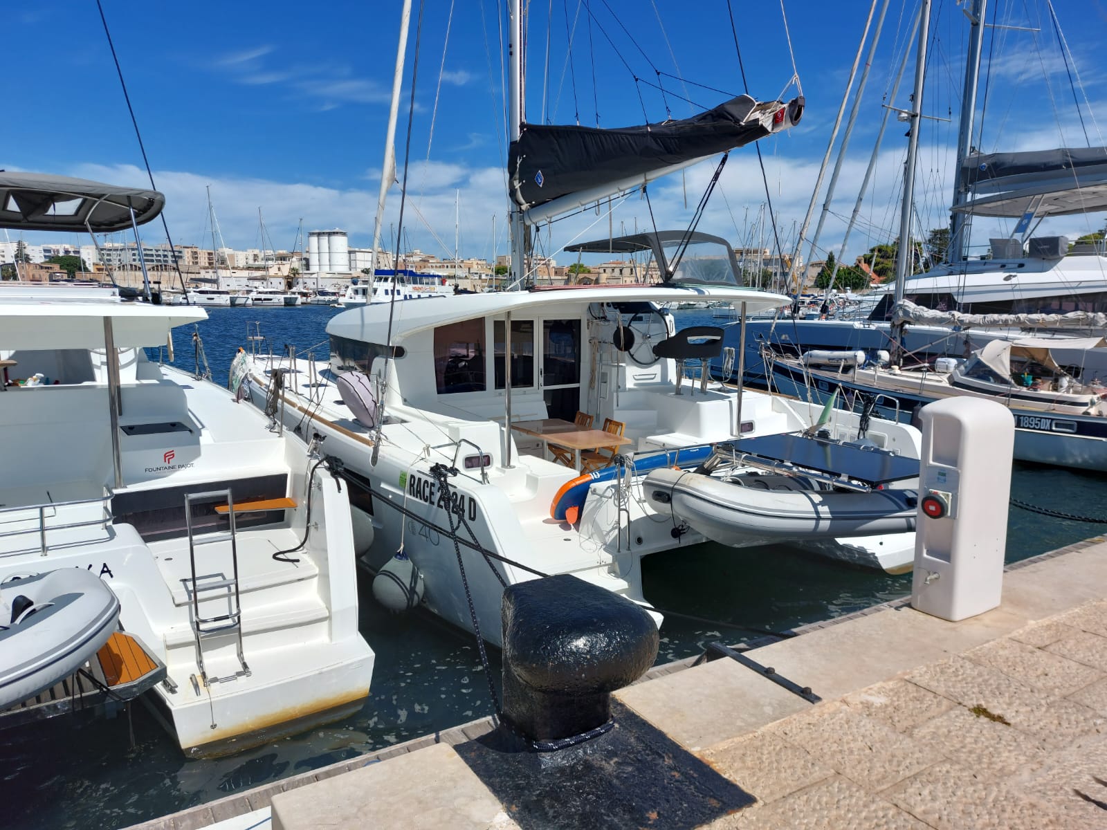 Lagoon 40 — photo 24