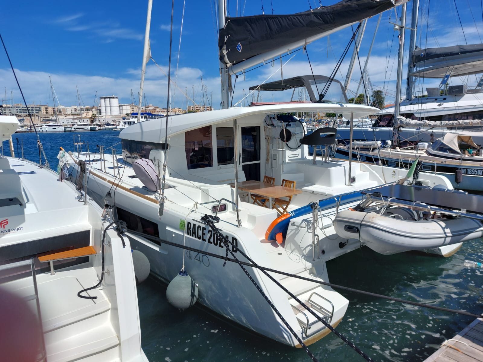 Lagoon 40 — photo 4