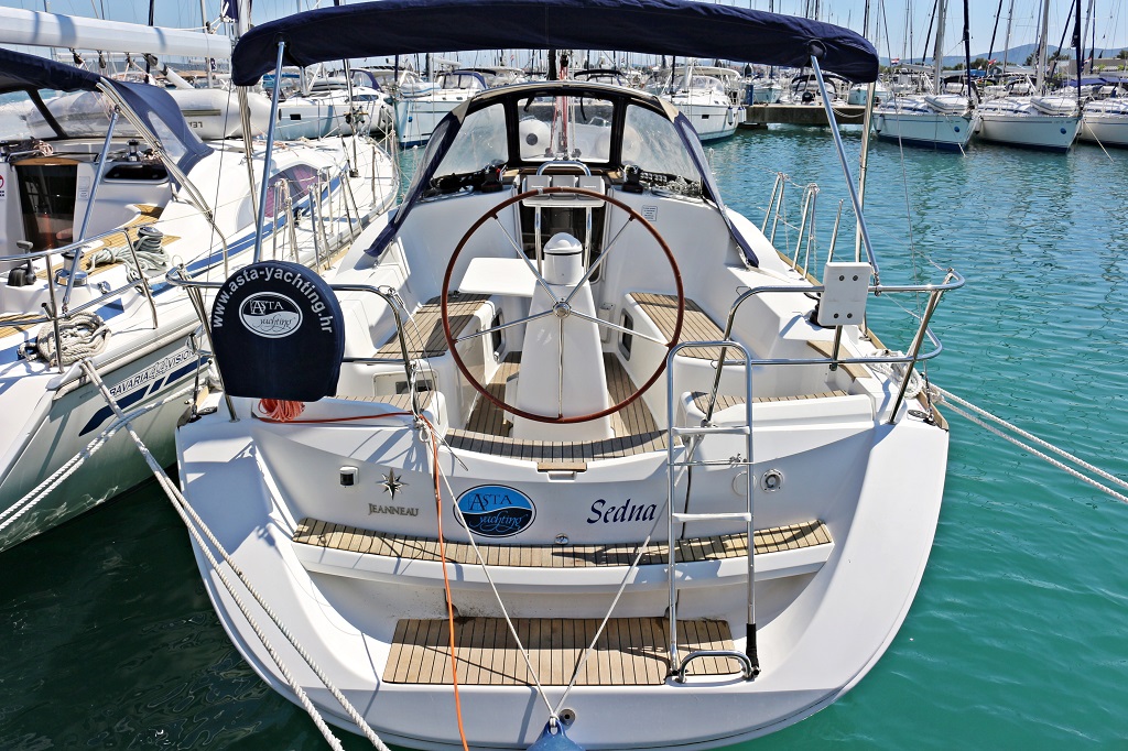 Sun Odyssey 36i — photo 19