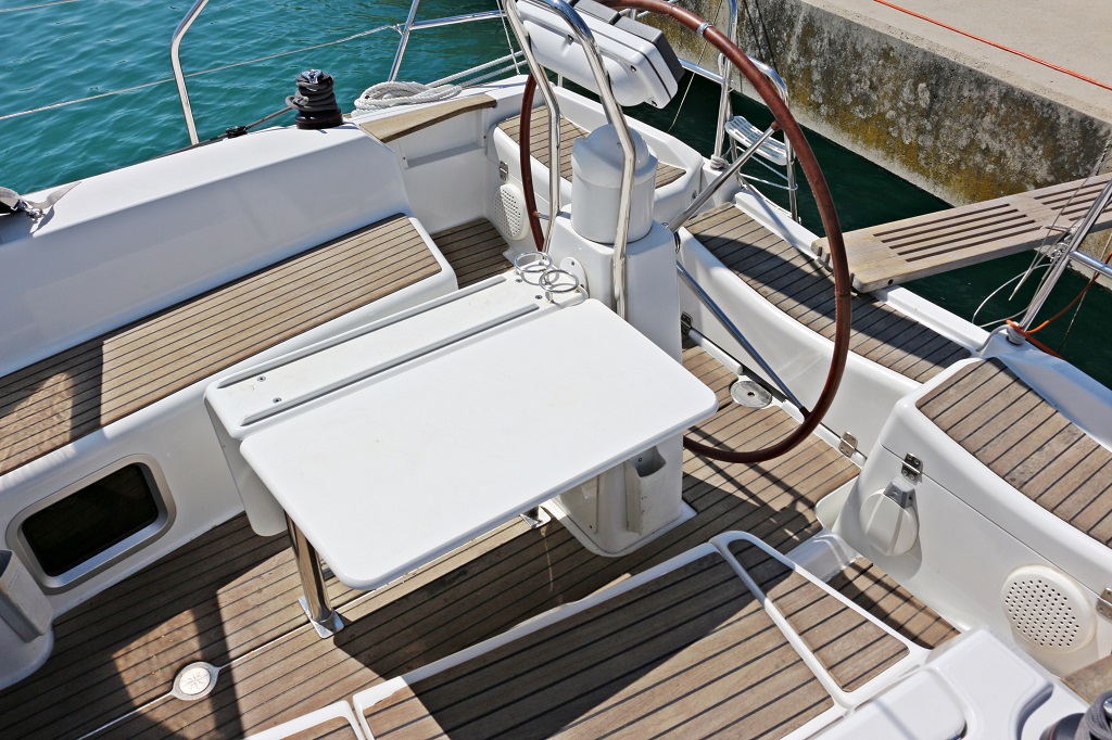 Sun Odyssey 36i — photo 23