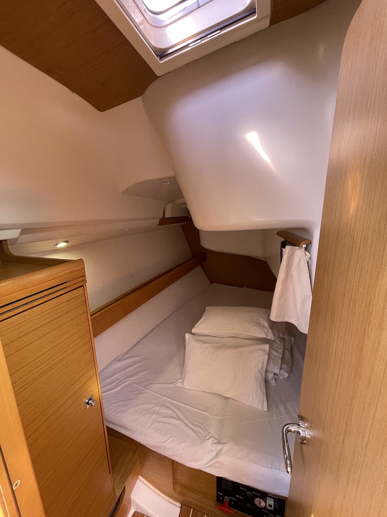 Sun Odyssey 36i — photo 17