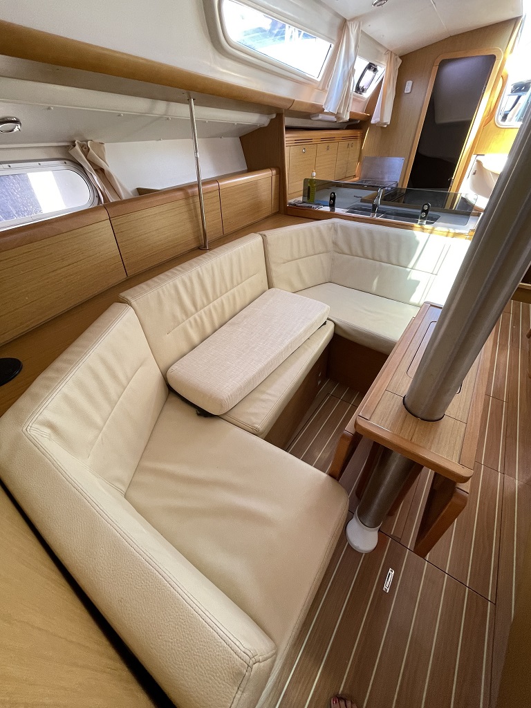 Sun Odyssey 36i — photo 21