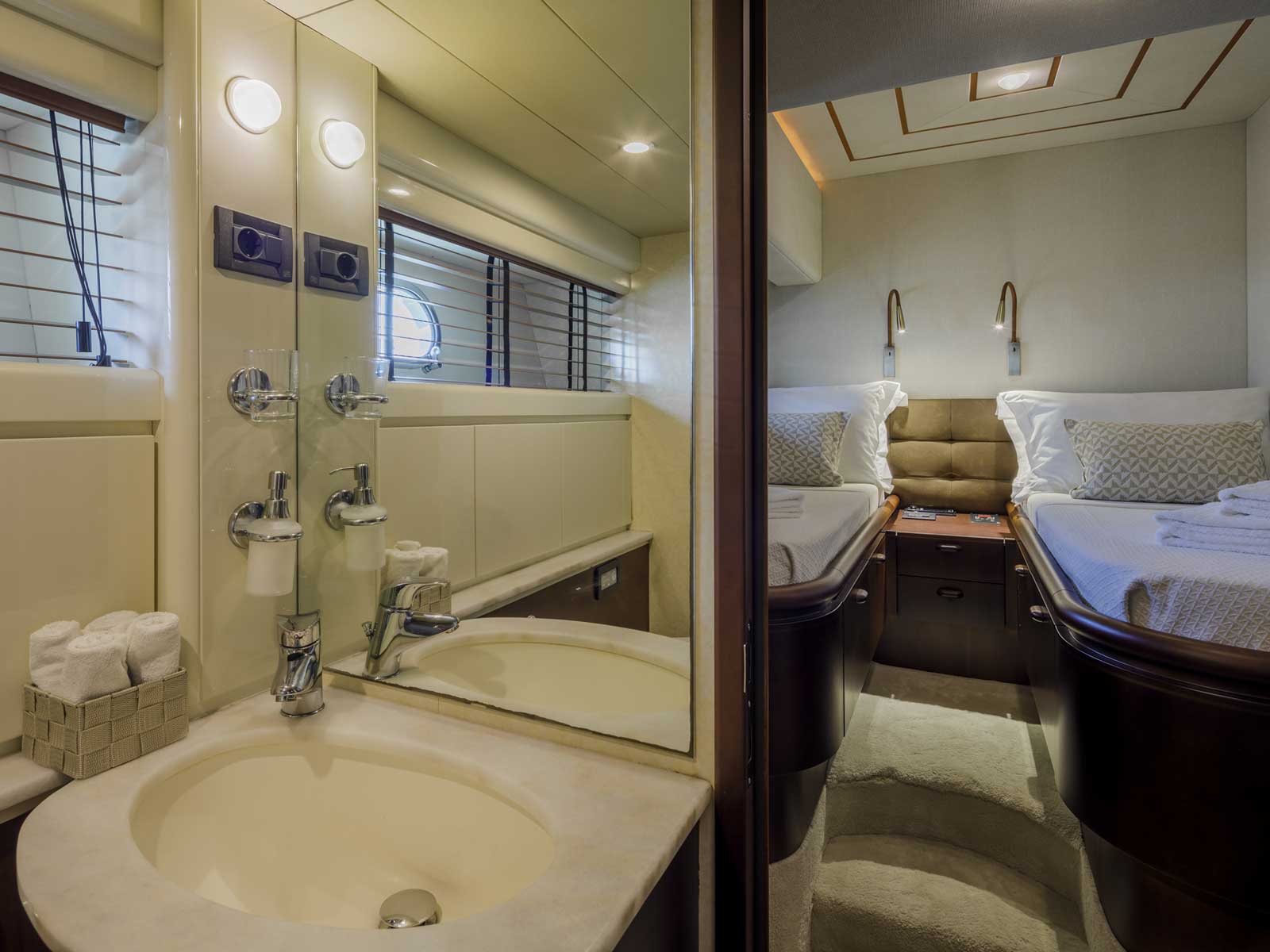 Ferretti 72 — photo 19