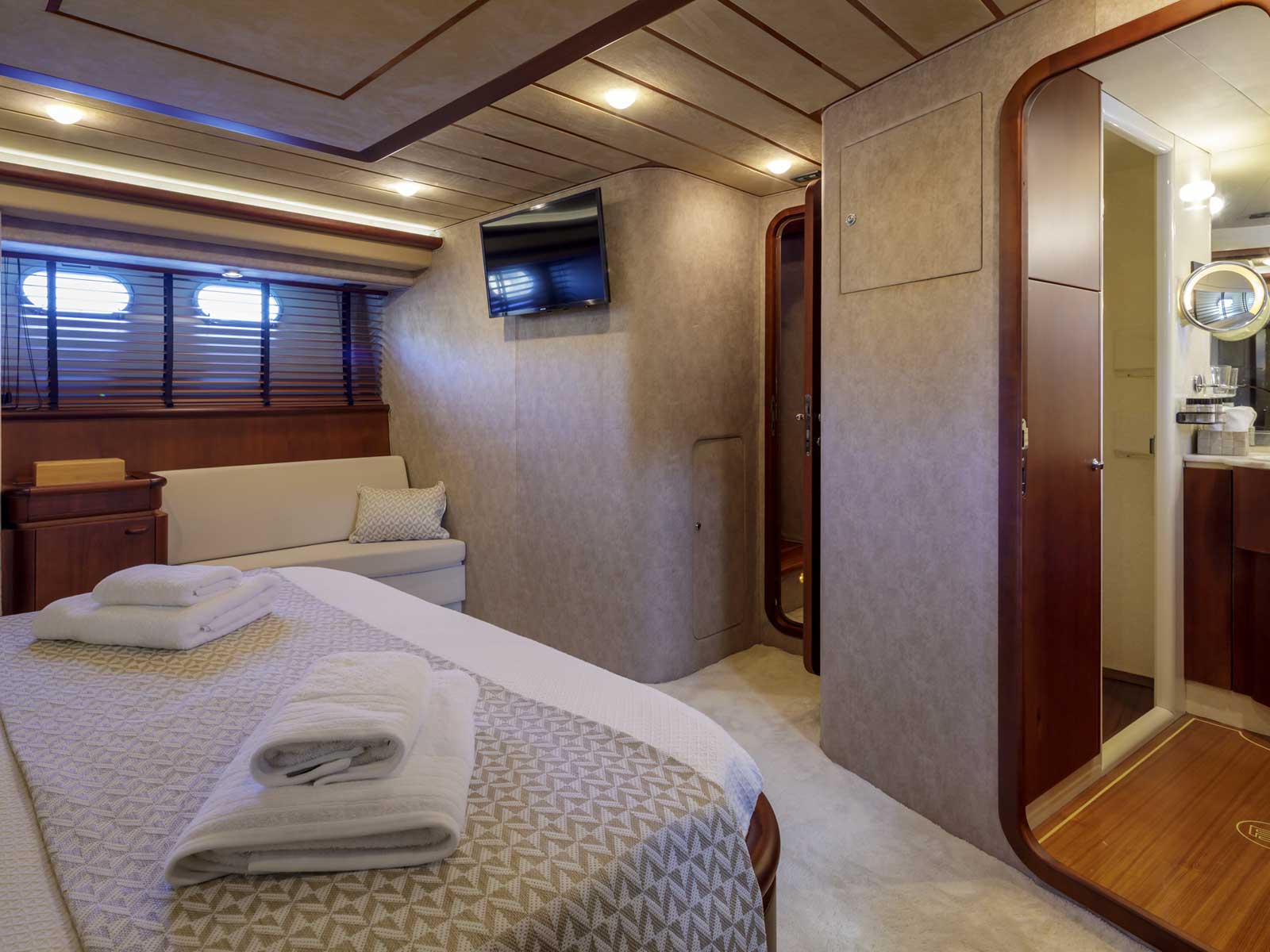 Ferretti 72 — photo 9