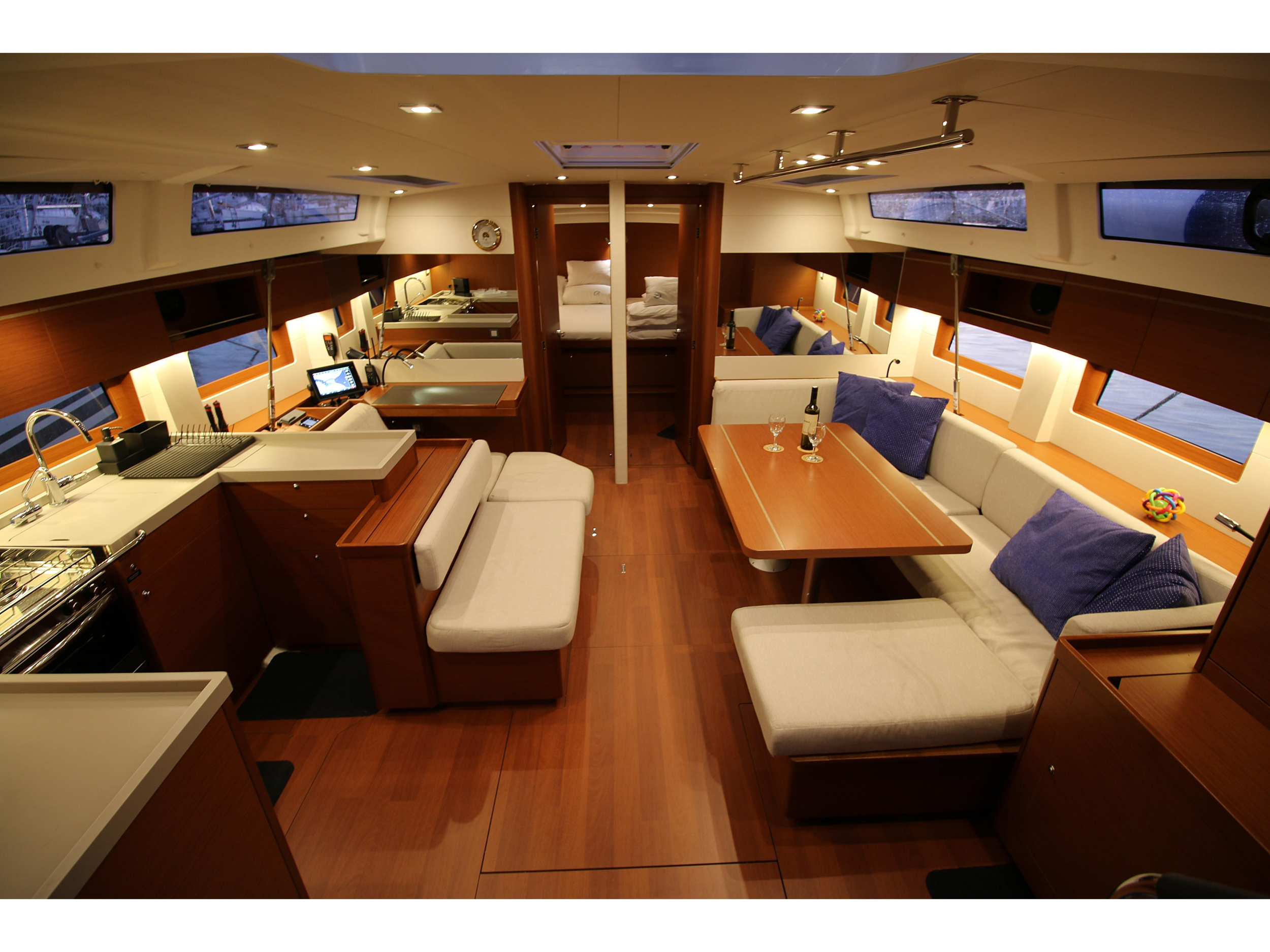 Oceanis 51.1 First Line — photo 4