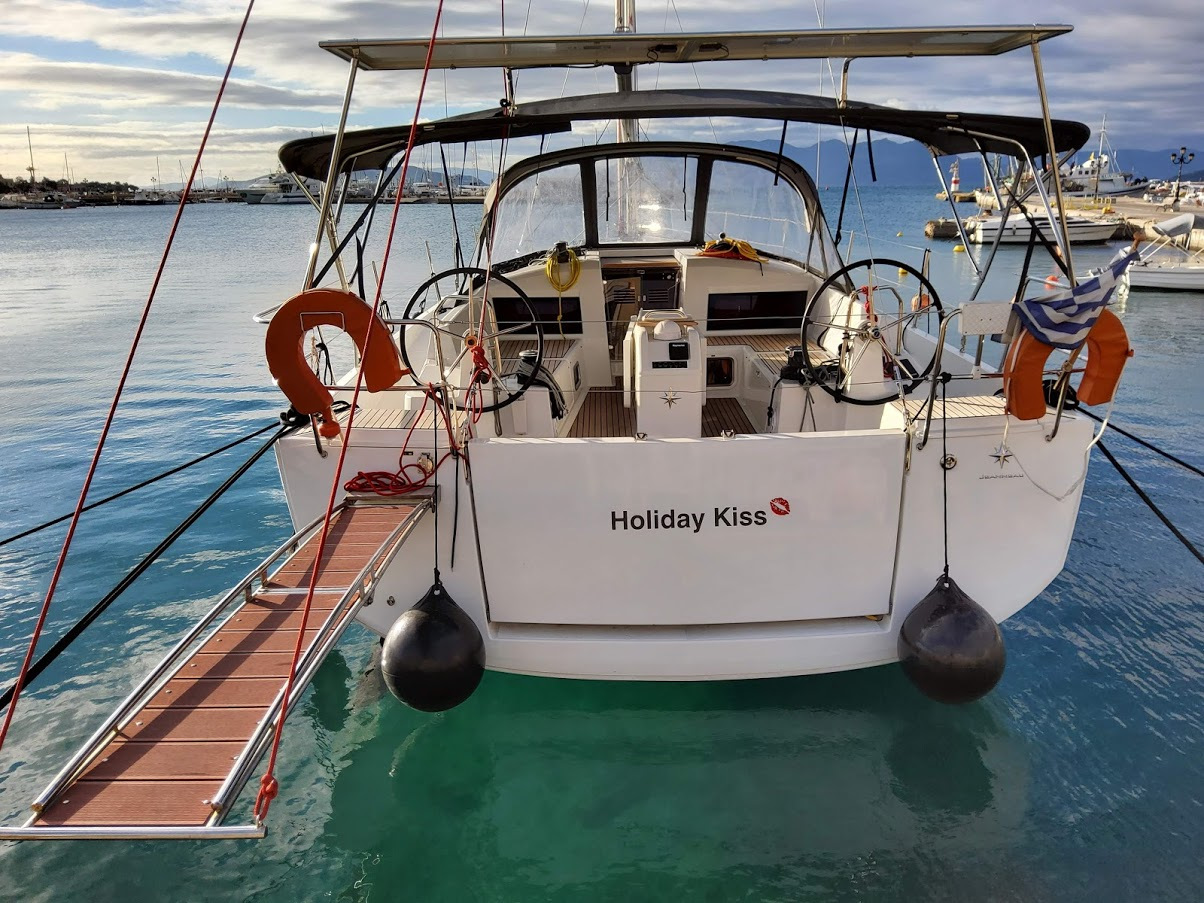 Sun Odyssey 440 — photo 1