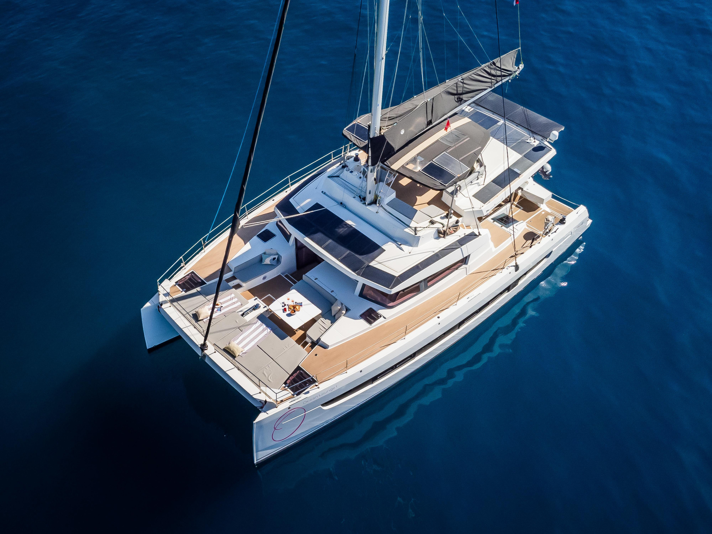 Bali 5.4 10 berths — photo 1