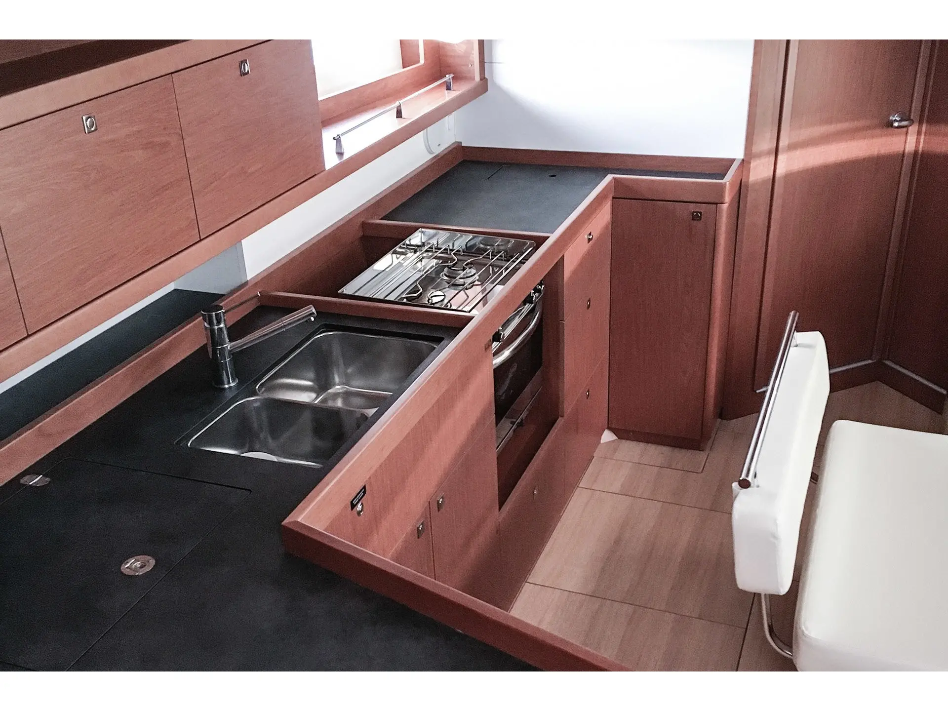 Oceanis 45 (4 cabins) — photo 11