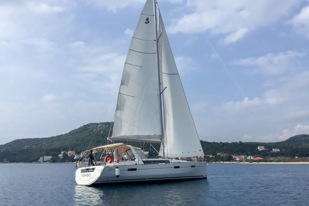 Oceanis 45 (4 cabins) — photo 13