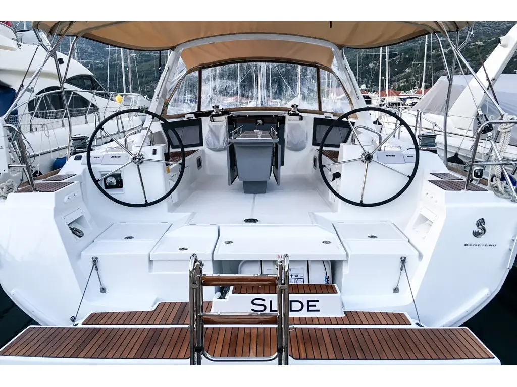 Oceanis 45 (4 cabins) — photo 13