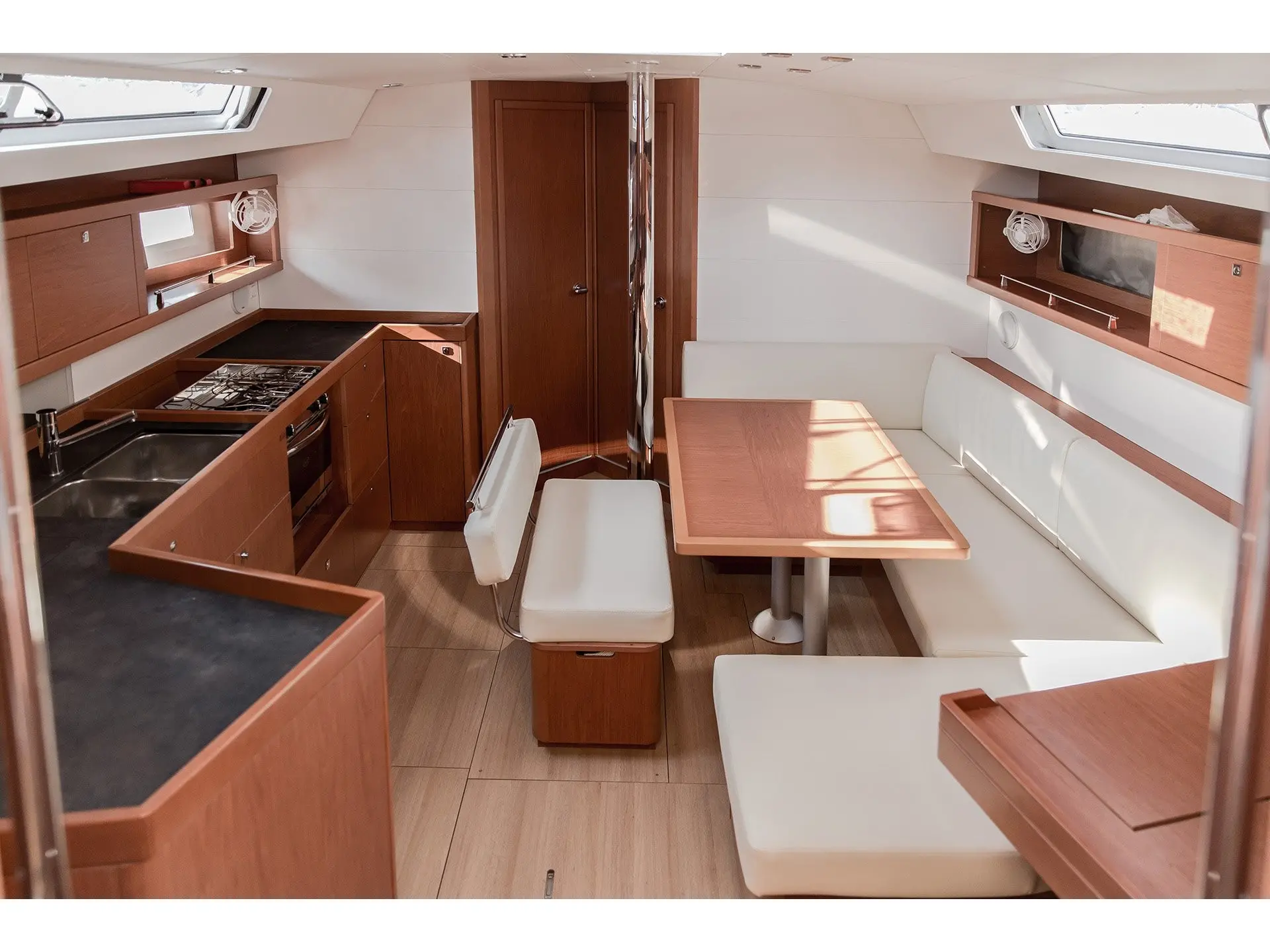 Oceanis 45 (4 cabins) — photo 10