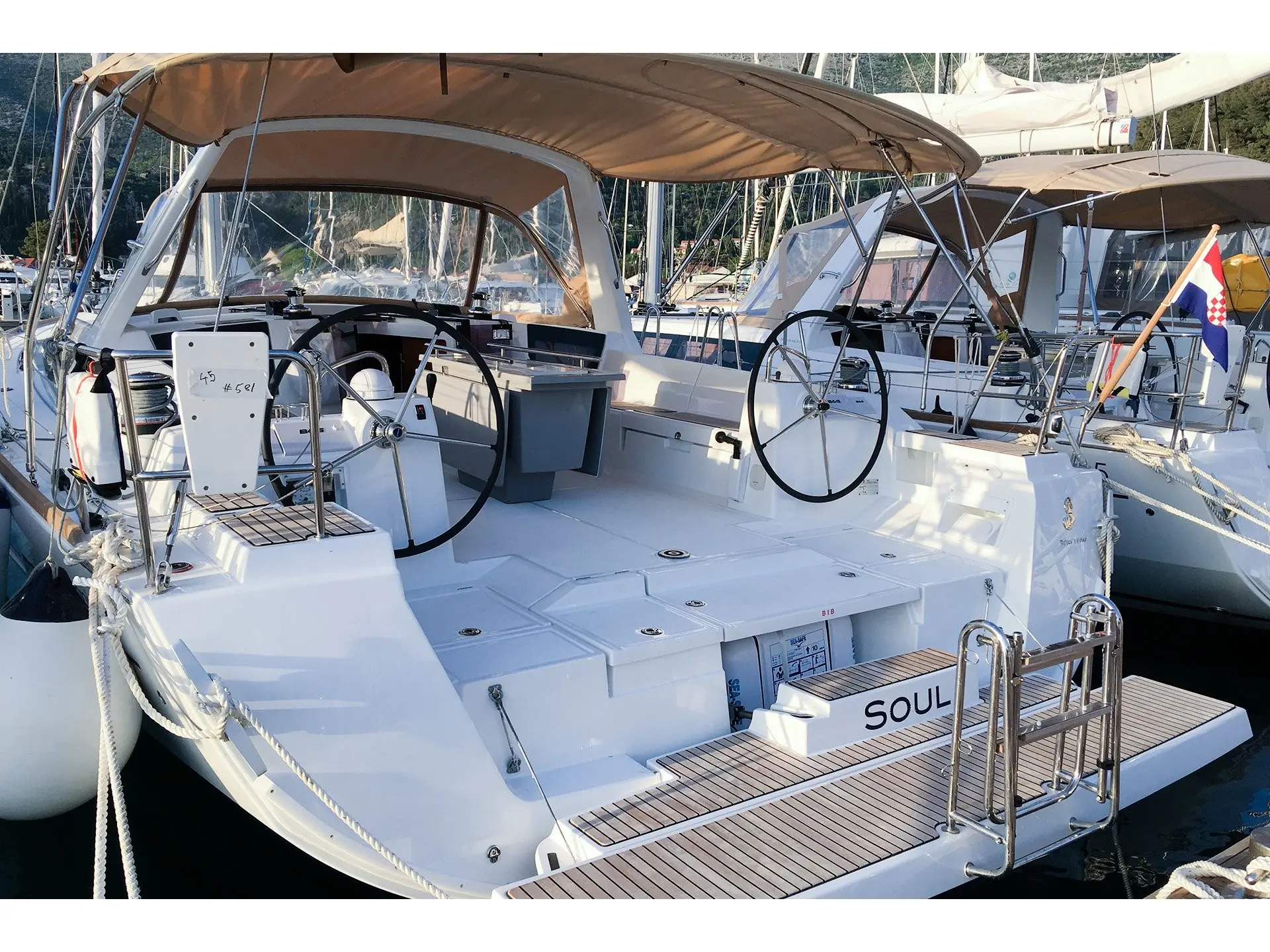 Oceanis 45 (4 cabins) — photo 16