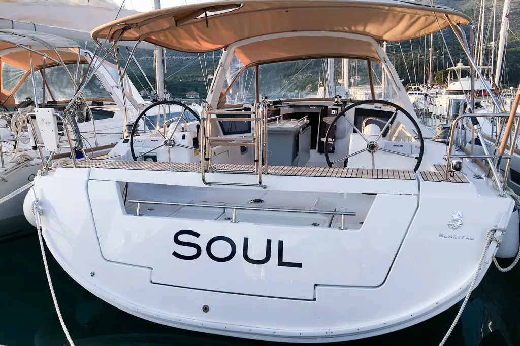 Oceanis 45 (4 cabins) — photo 2