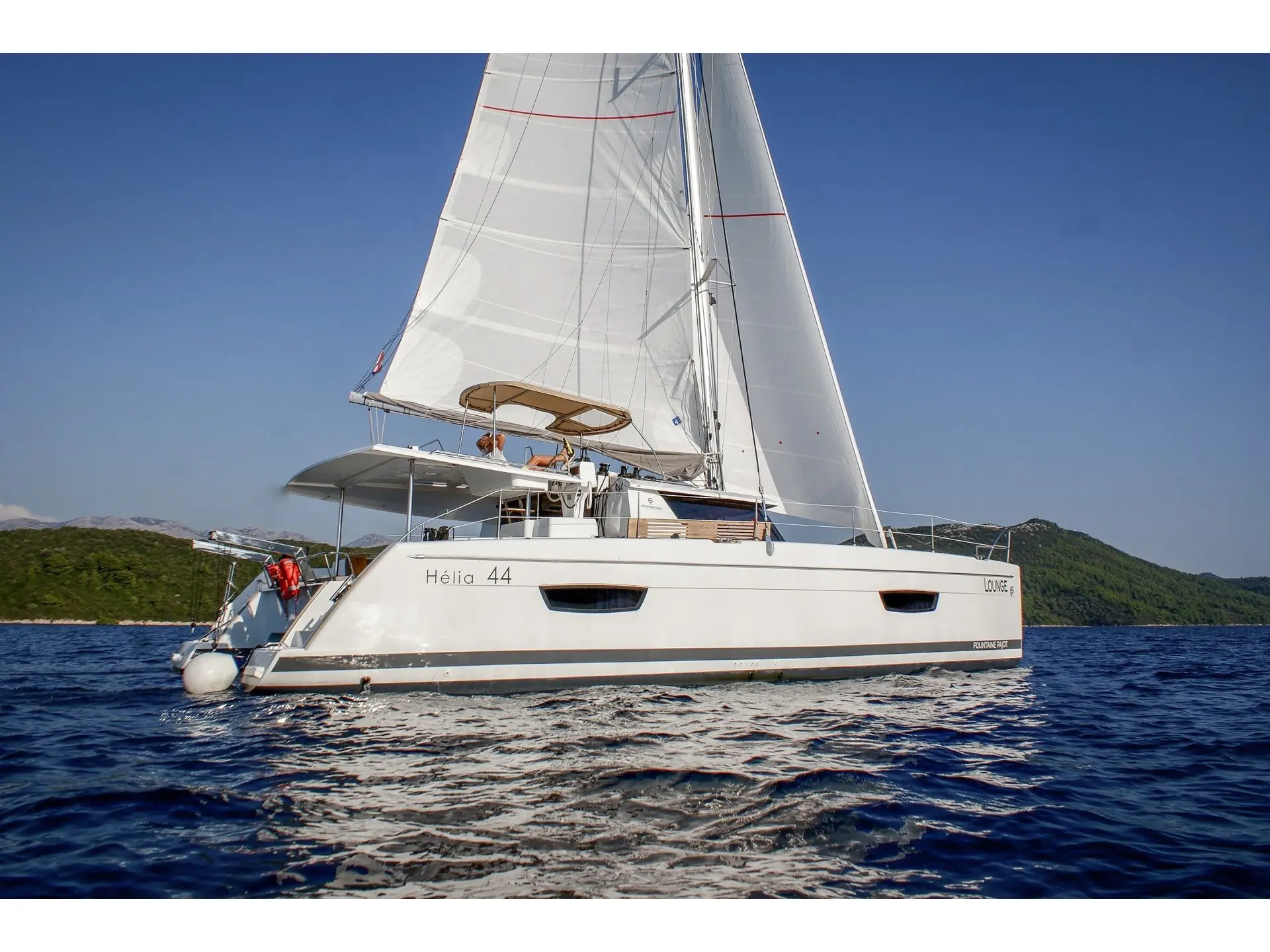 Helia 44 (4 cabs) — photo 3