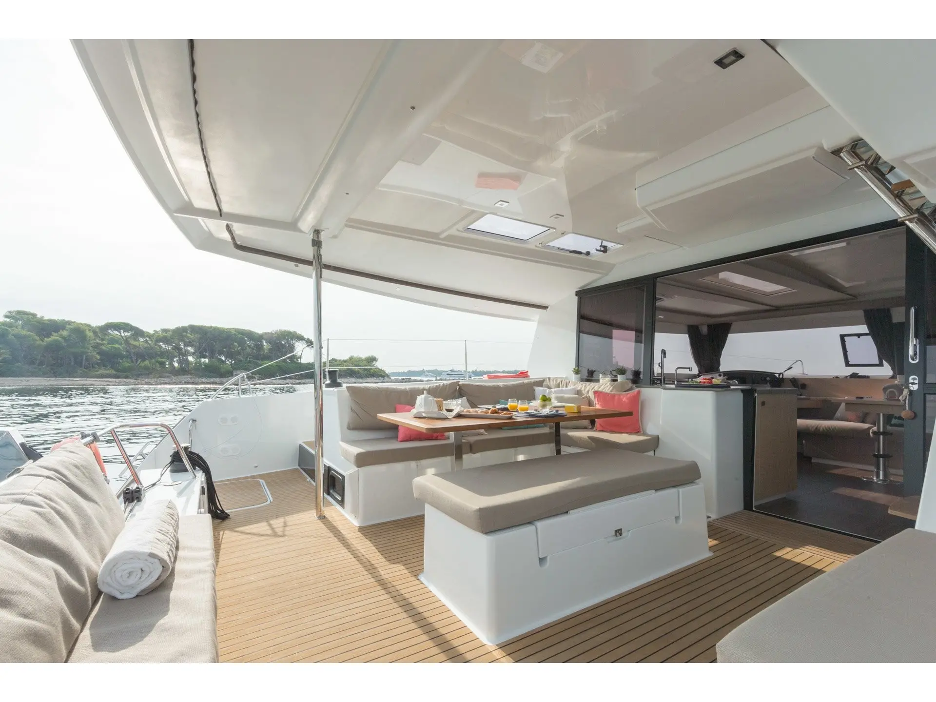 Helia 44 (4 cabs) — photo 9
