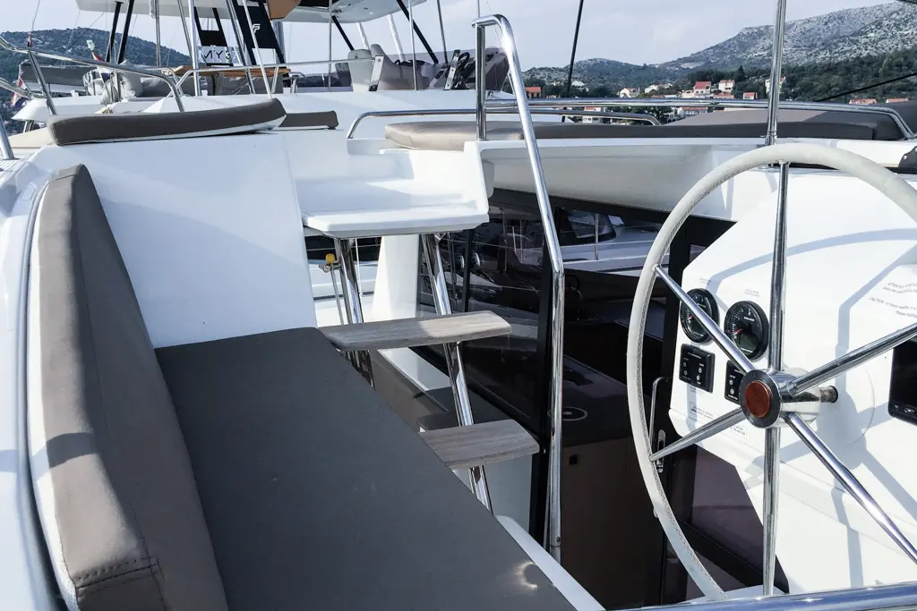 Helia 44 (4 cabs) — photo 18