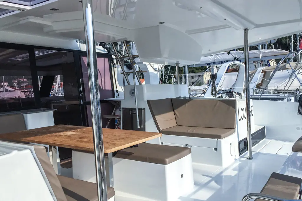 Helia 44 (4 cabs) — photo 21