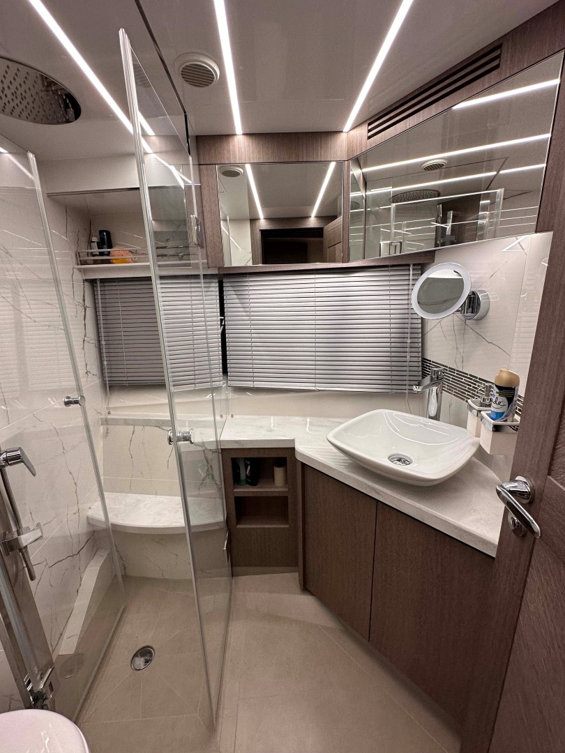Galeon 680 Fly — photo 13