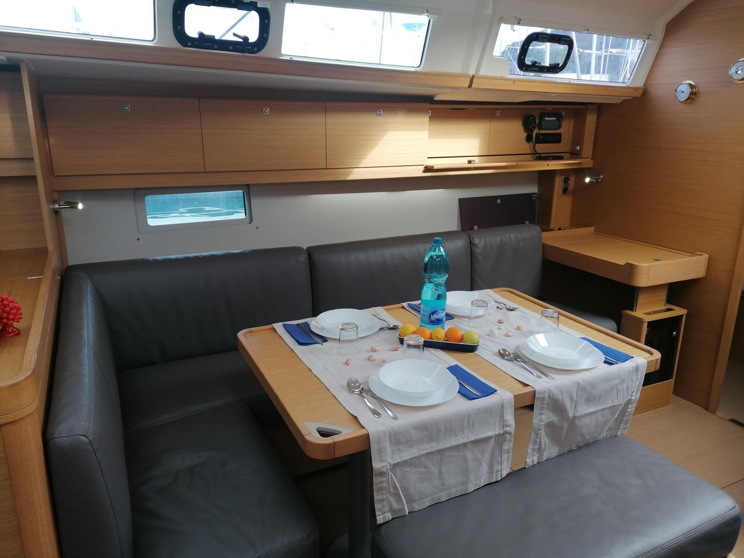 Dufour 460 GL — photo 8