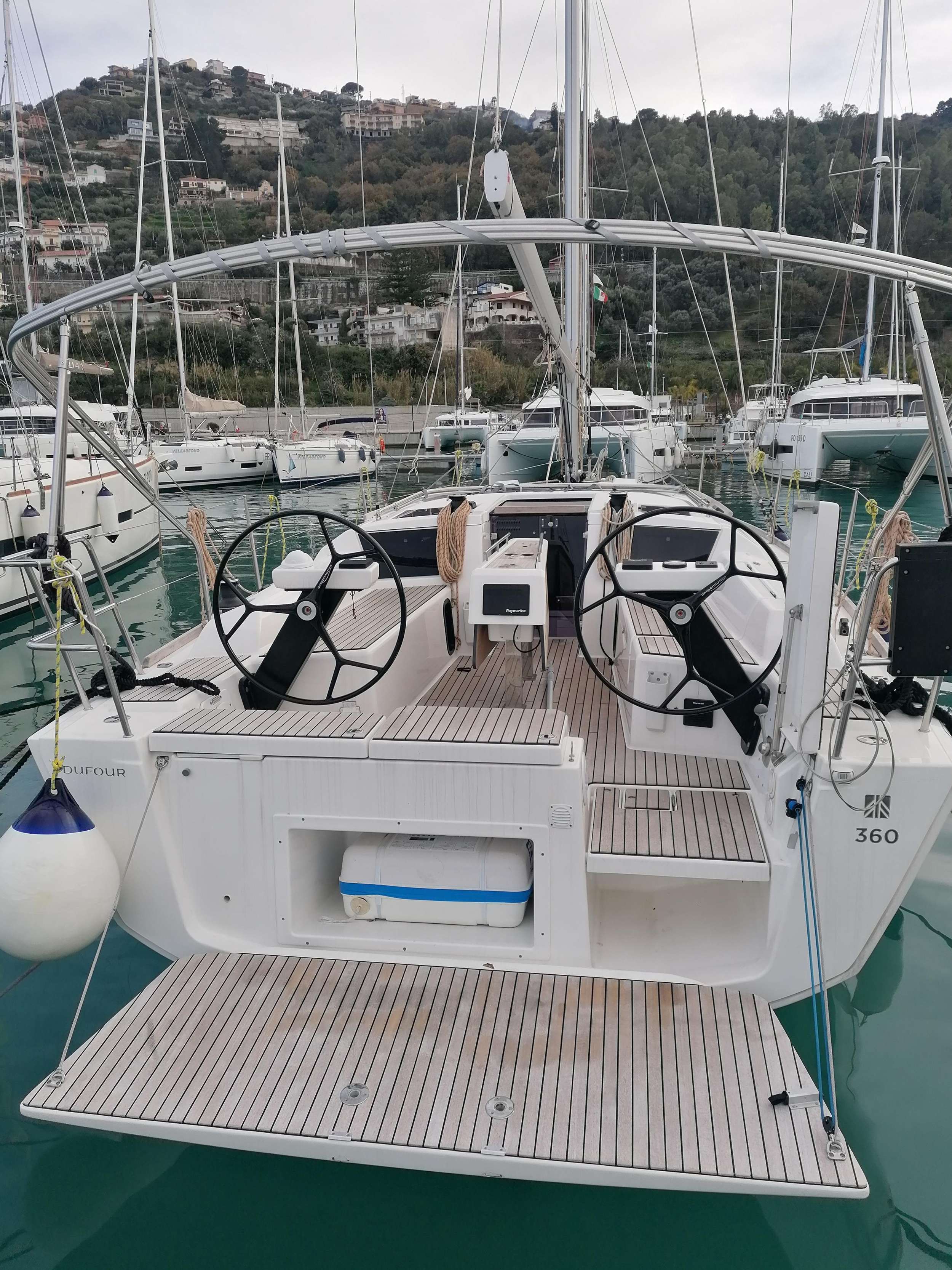 Dufour 360 Grand Large — photo 4
