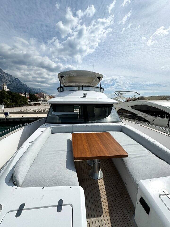 Azimut Magellano 66 — photo 23
