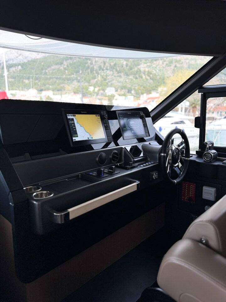 Azimut Magellano 66 — photo 51