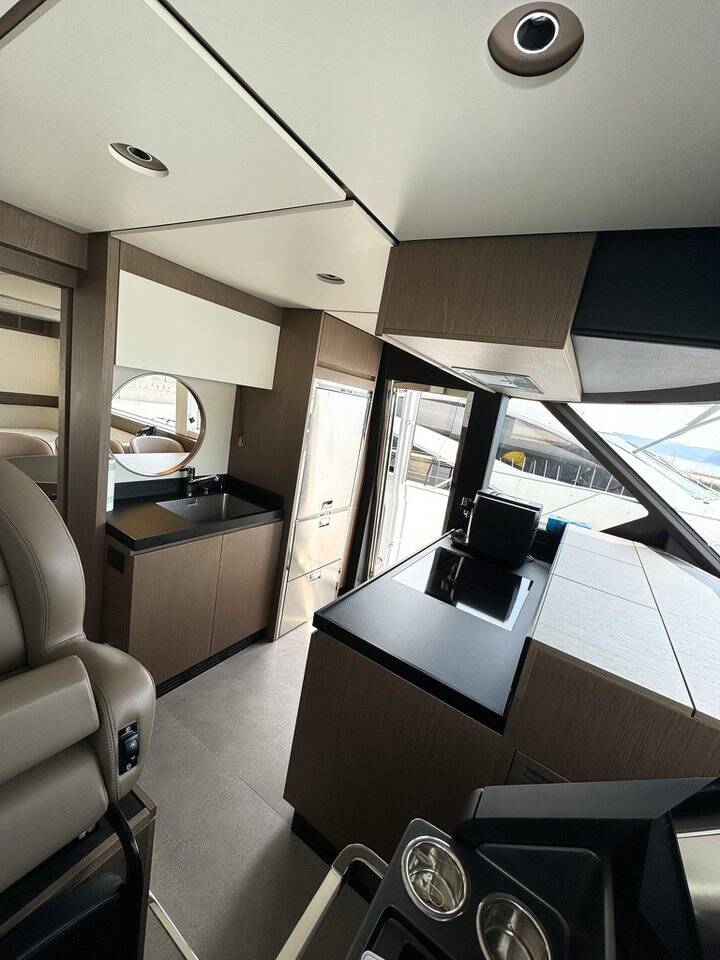 Azimut Magellano 66 — photo 26