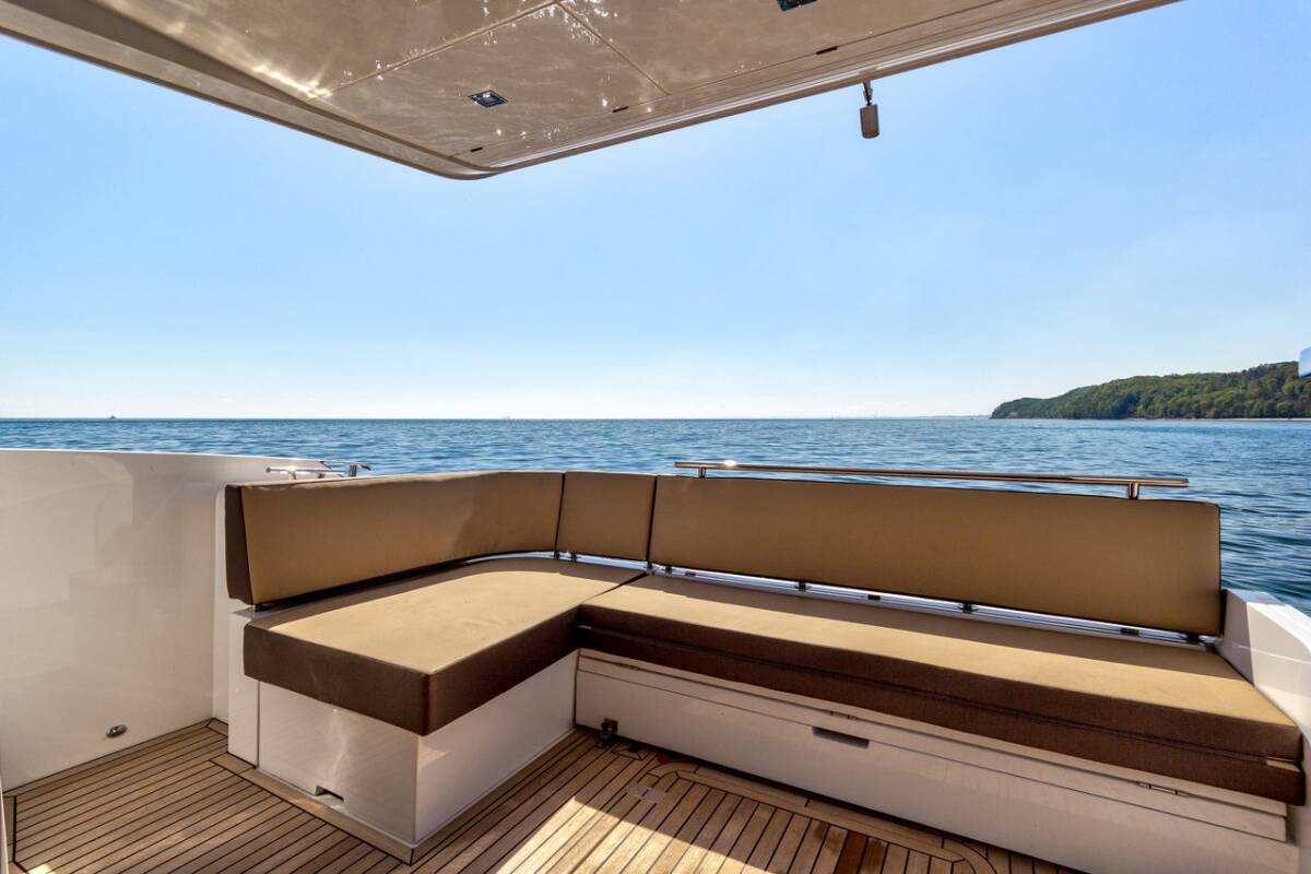 Galeon 420 Fly — photo 20