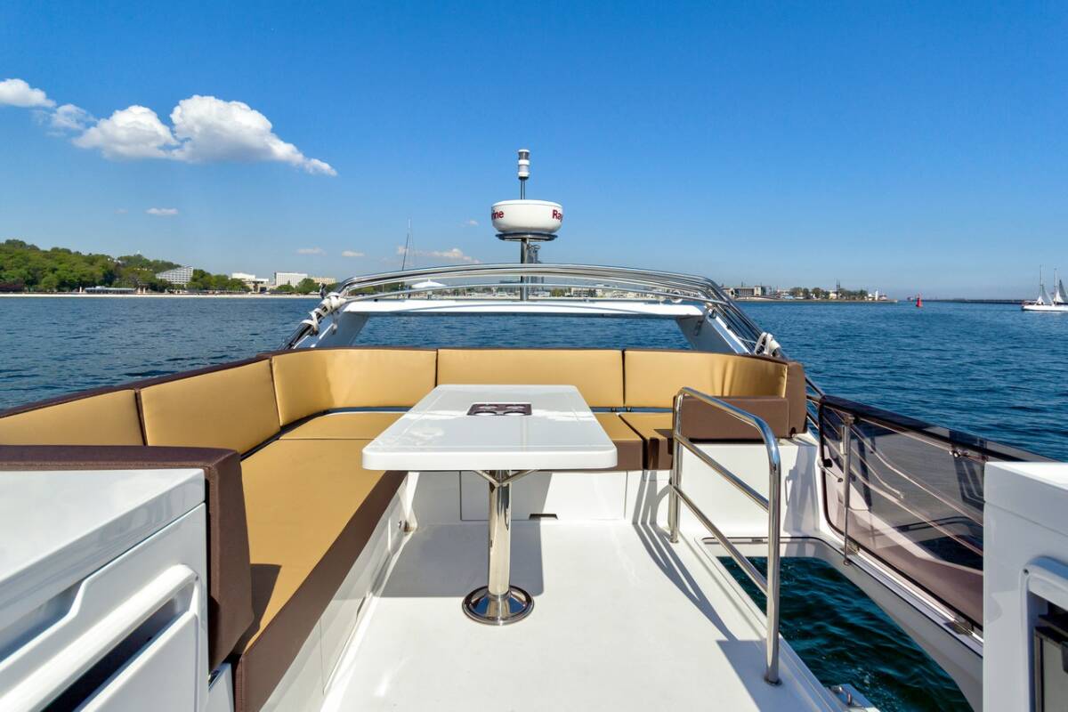 Galeon 420 Fly — photo 4
