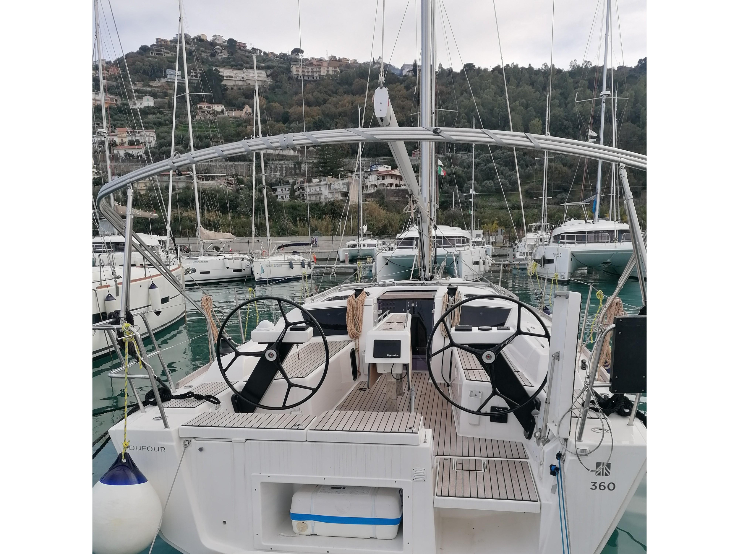Dufour 360 Grand Large — photo 1