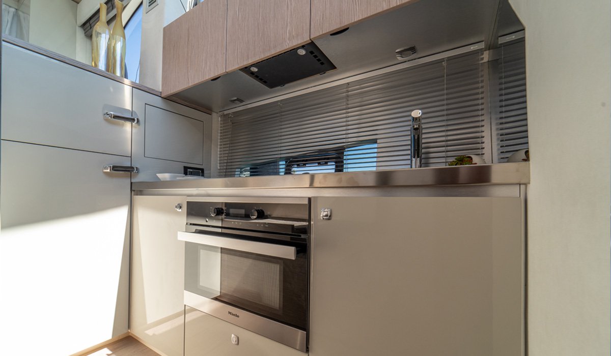 Sessa Fly 42 — photo 19